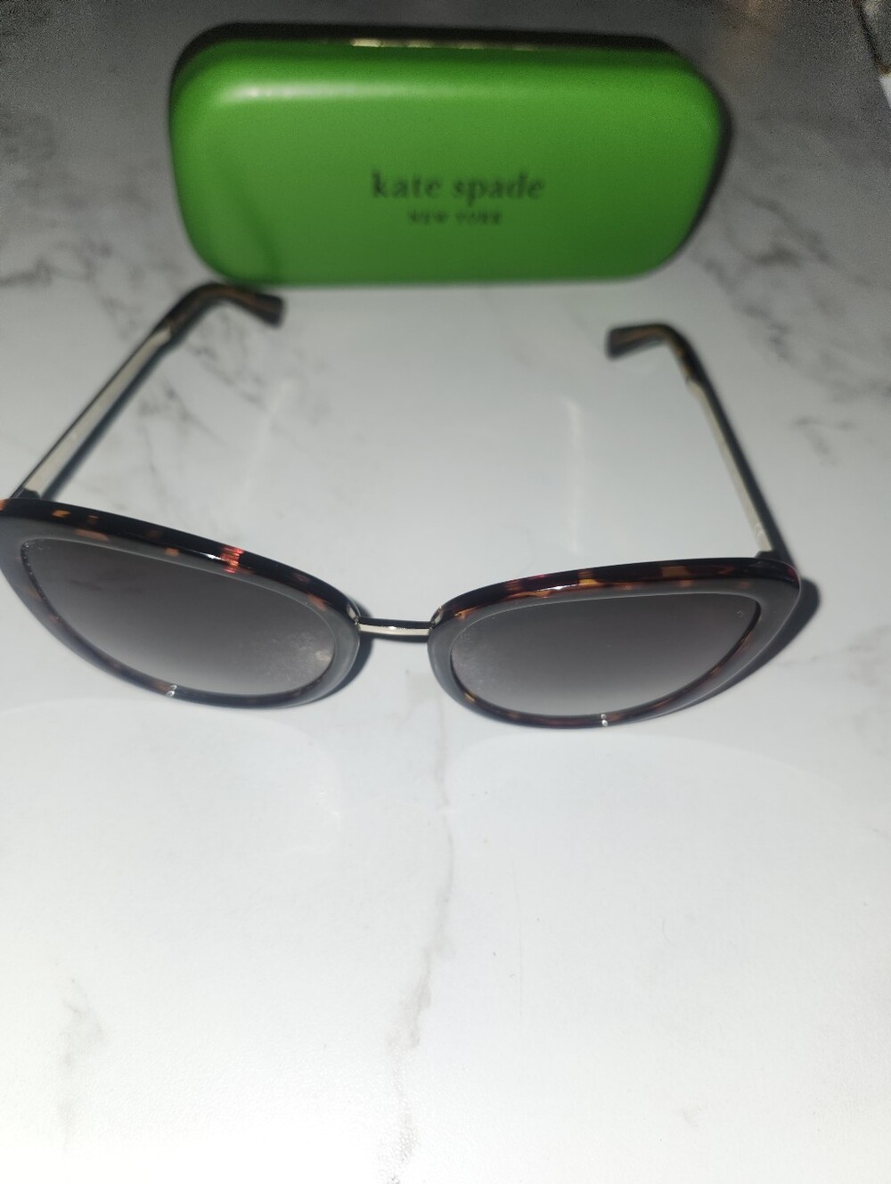 Kate Spade Sydnee Sunglasses W/Case
